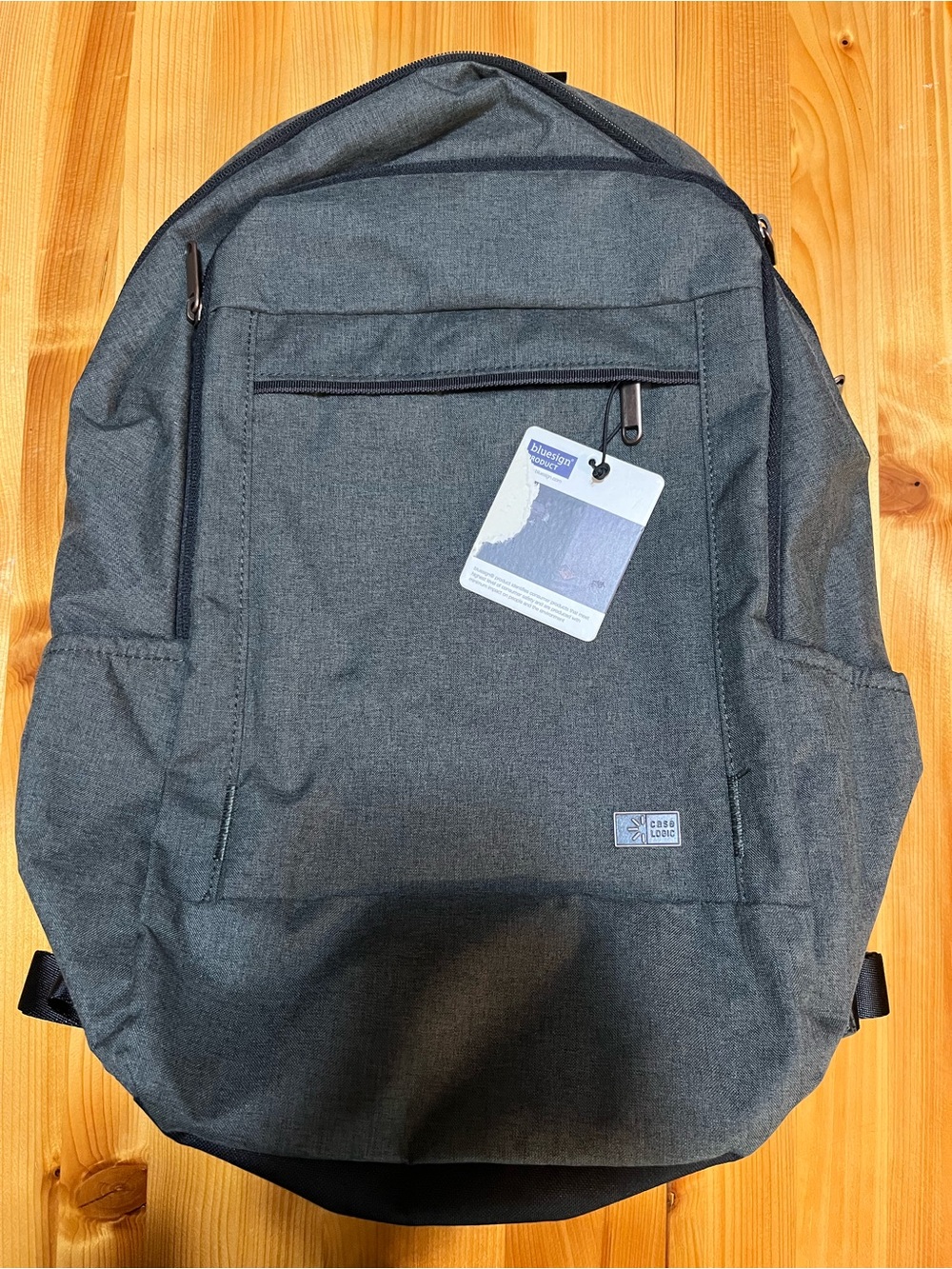 Gray case logic Backpack for Men